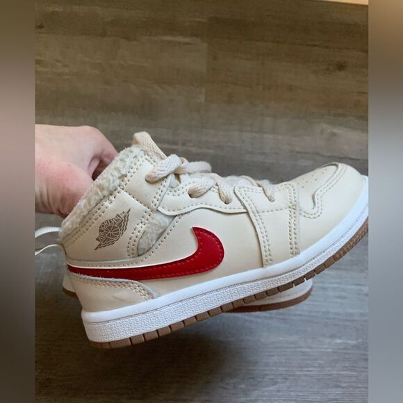 Nike Air Jordan Sneakers Sherpa Fleece Multi Color Beige Kids Toddler Size 9C - Picture 8 of 16